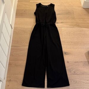 Elegant Black Sleeveless Jumpsuit